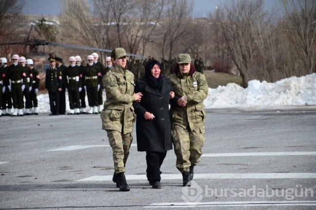 Bitlis'te şehitlere hazin tören 