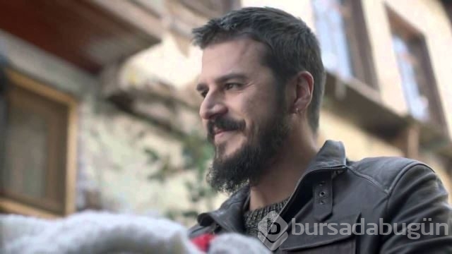 Ünlü sanatçıların gerçek yaşları sizi çok şaşırtacak!