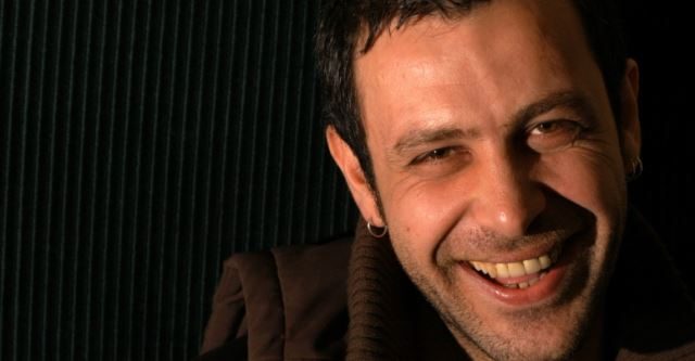 Ünlü sanatçıların gerçek yaşları sizi çok şaşırtacak!