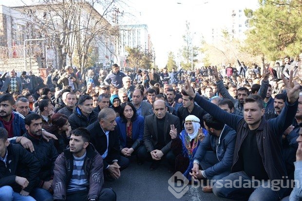 Diyarbakır'da yine olay çıktı
