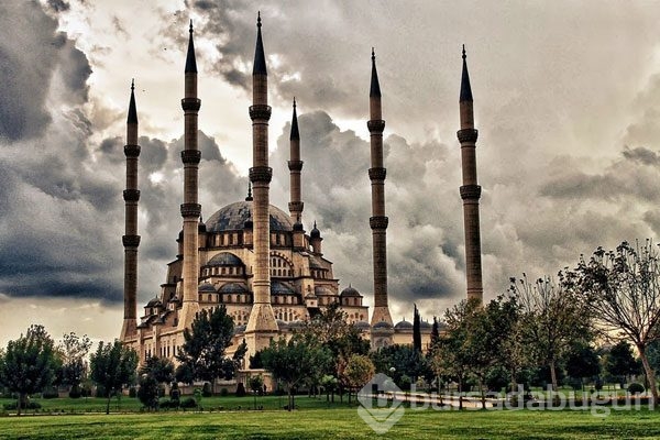 Mevlid Kandilinde neler yapılmalı?
