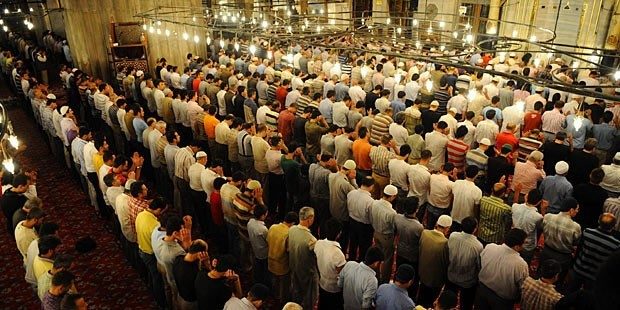 Mevlid Kandilinde neler yapılmalı?
