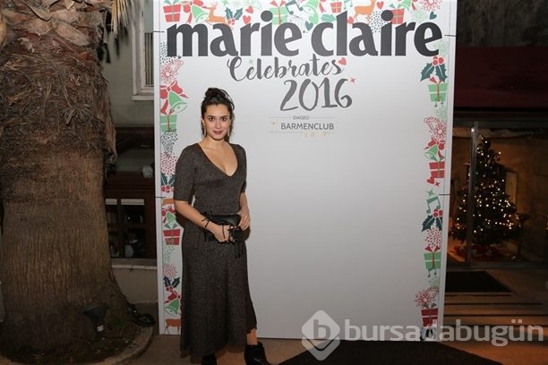 Hande Doğandemir'in derin dekoltesi!
