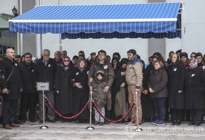 Şehit babaya son bakış...	