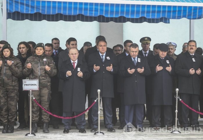 Şehit babaya son bakış...	