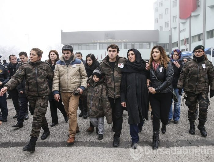 Şehit babaya son bakış...	