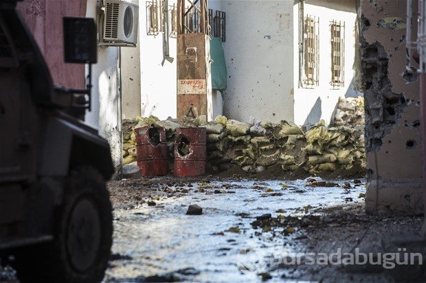 Diyarbakır'da PKK'nın görüntü izleme merkezi çökertildi