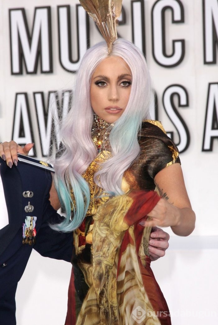 Lady Gaga'ya eşi görülmemiş yılbaşı hediyesi