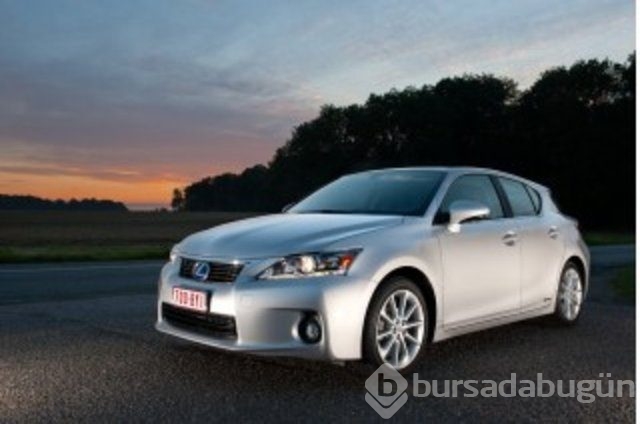 Kazalardan en sağlam çıkan otomobiller