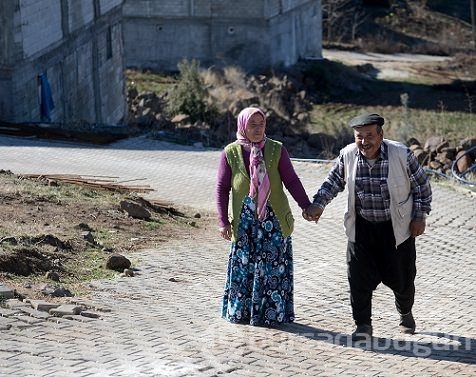 34 yıllık evlilikte 28 kez hamile kaldı

