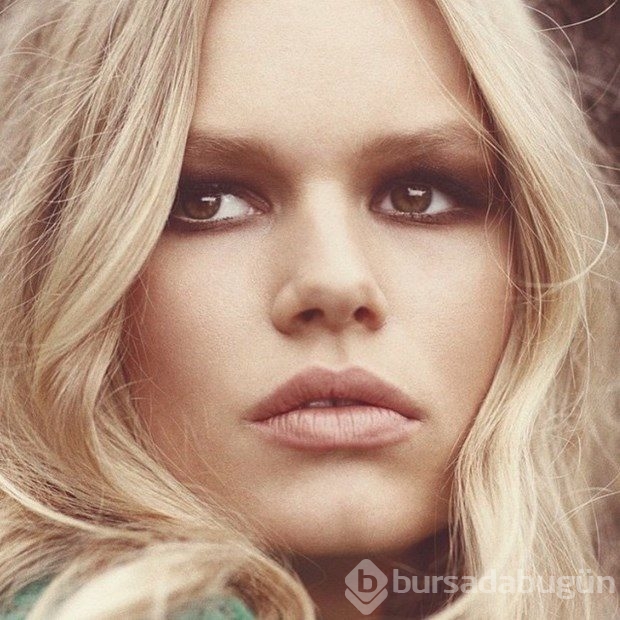 Yılın modeli: Anna Ewers