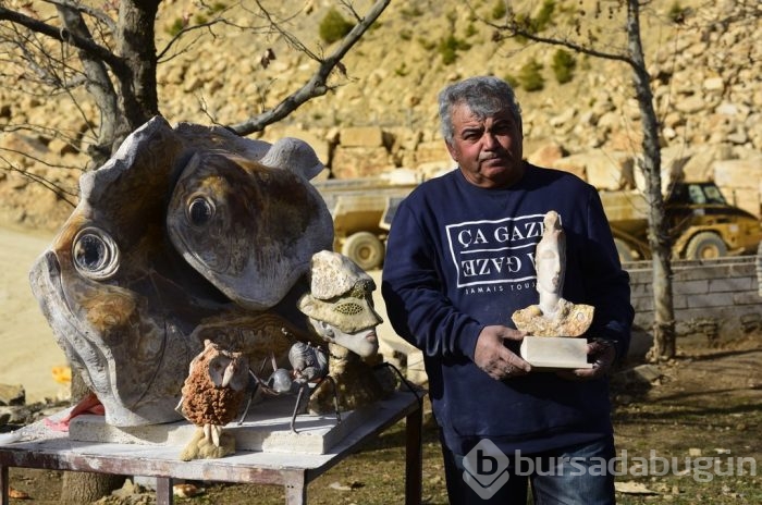 Suriyeli heykeltıraş sanatını mermer ocağında yaşatıyor	