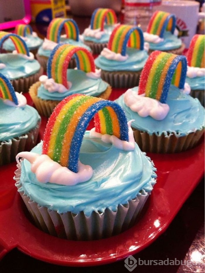 'Yeme de yanında yat' türünden 24 cupcake