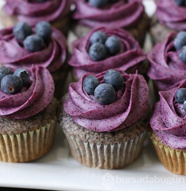 'Yeme de yanında yat' türünden 24 cupcake