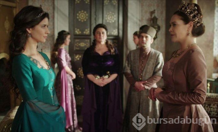 Beren öpüştü Twitter yıkıldı