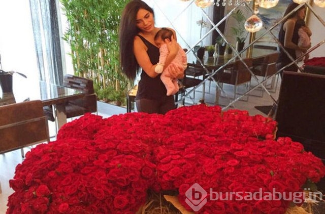 Ünlülerin 2015 yılına damga vuran paylaşımları