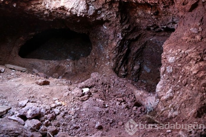 Mağarada kafatası ve kemik bulundu	
