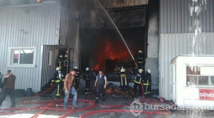 Bursa Demirtaş OSB'de tekstil fabrikasında yangın
