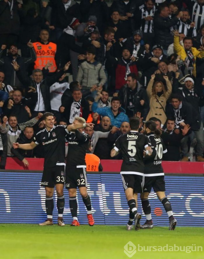 Beşiktaş-Konyaspor maçından kareler