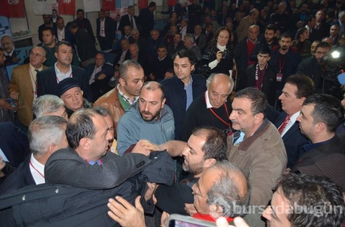 CHP kongresinde arbede!