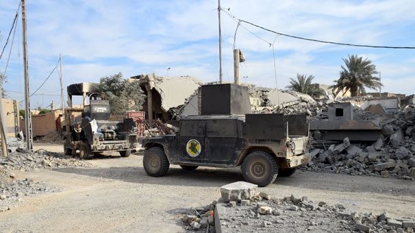 Irak ordusu Ramadi'nin merkezinde