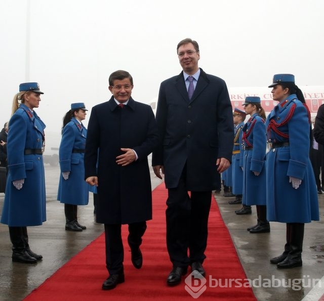 Başbakan Davutoğlu Sırbistan'da