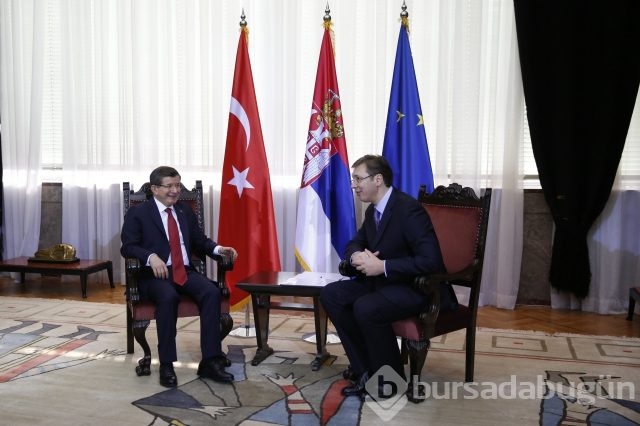 Başbakan Davutoğlu Sırbistan'da