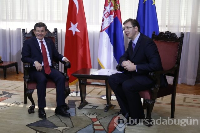 Başbakan Davutoğlu Sırbistan'da