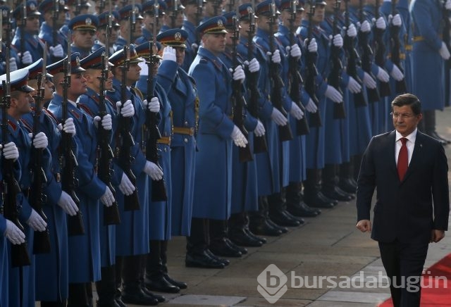 Başbakan Davutoğlu Sırbistan'da