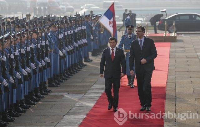 Başbakan Davutoğlu Sırbistan'da