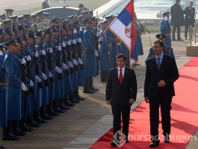 Başbakan Davutoğlu Sırbistan'da