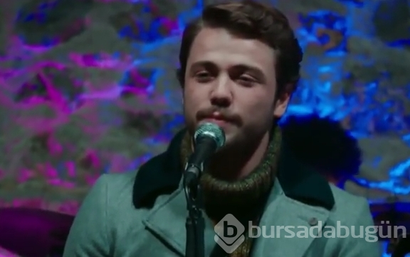 Tolga Sarıtaş ve Bige Önal'ın olay yaratan pozu