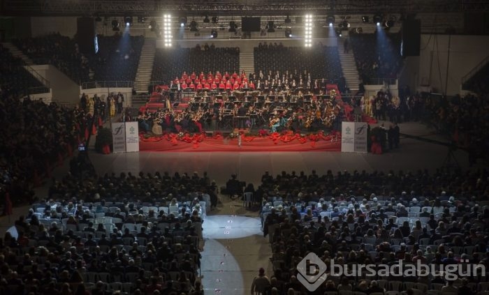 CSO, yeni yıl konseri ile sanatseverleri büyüledi