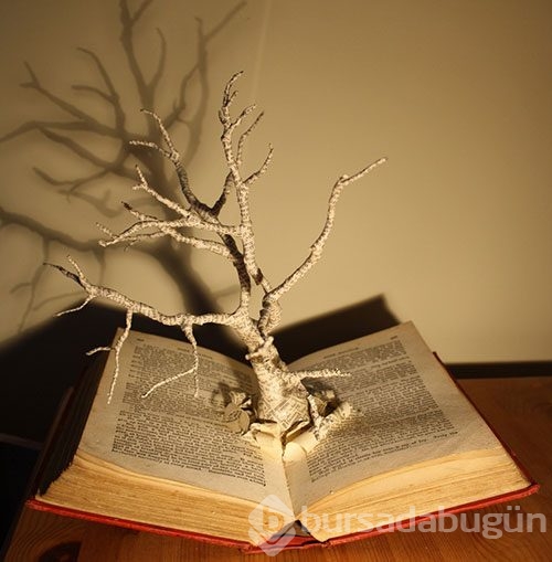 Eski kitaplar sanat eserine dönüştü