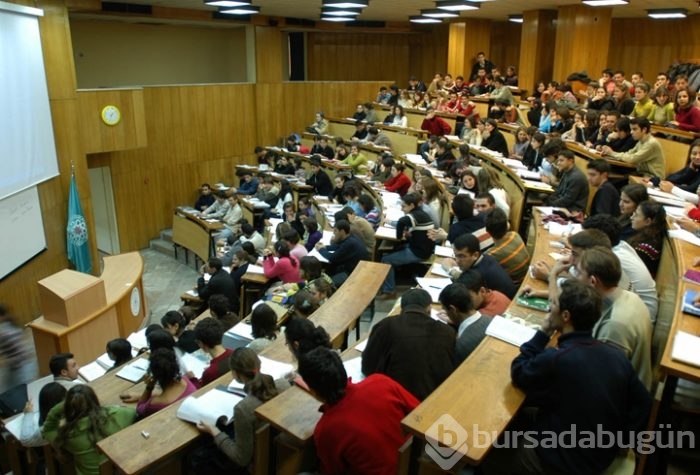 Hangi öğrenciler daha mutlu?