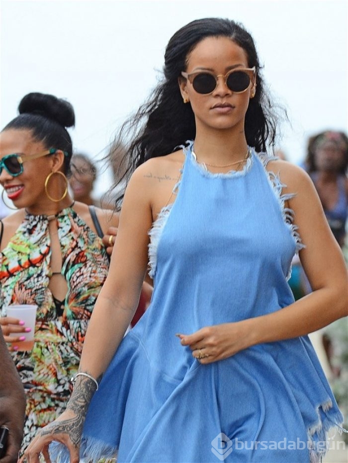 Rihanna memleketinde