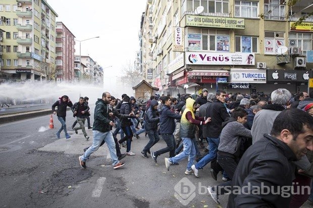 Diyarbakır sokakları karıştı