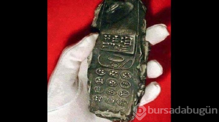 800 yıllık cep telefonu şoke etti