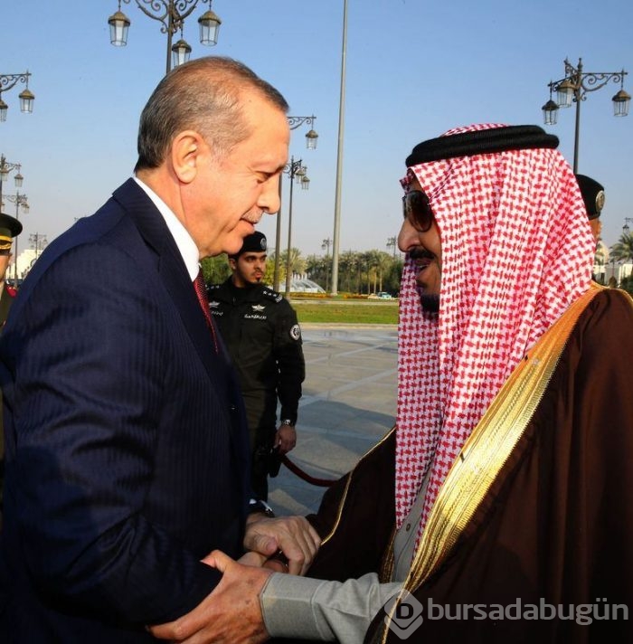 Kral Selman, Erdoğan'ı resmi törenle karşıladı