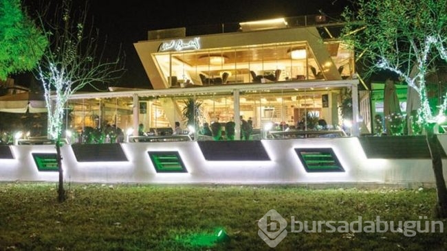 İşte öteki Diyarbakır: Sur'un dışı neonlarıyla yanıyor