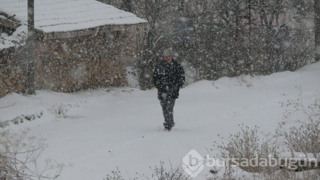 Yurtta kar etkisini gösterdi