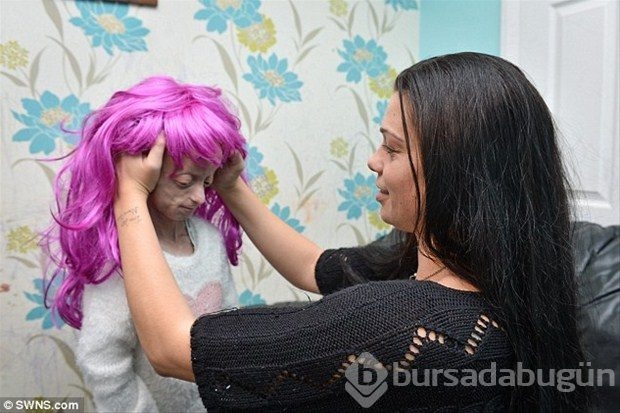 'Tanrı' diye tapıyorlar!