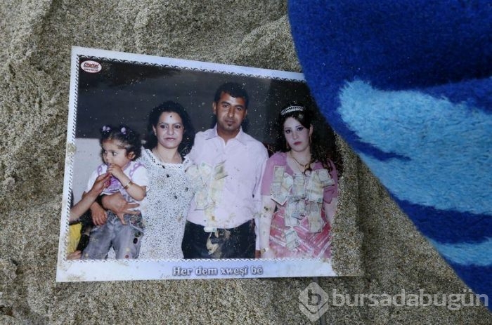 Sığınmacıların geriye düğün fotoğrafları kaldı