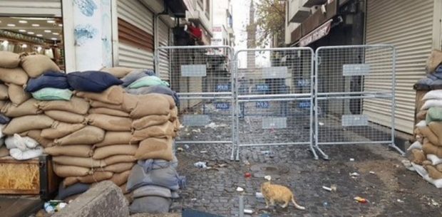 Dargeçit ve Sur'un Gazi Caddesinde sokağa çıkma yasağı kaldırıldı; işte yasaktan geriye kalanlar!