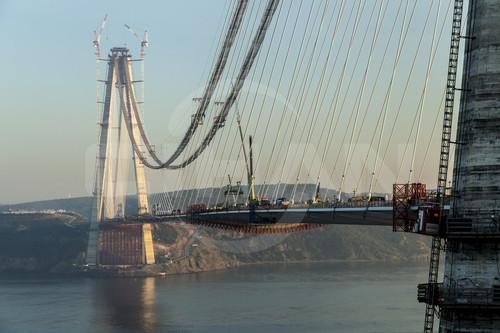 Üçüncü köprüde çalışmalar sürüyor