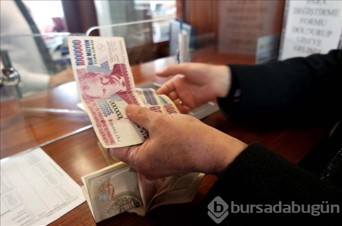 "6 sıfırlı" vatandaş Merkez Bankası'na koştu