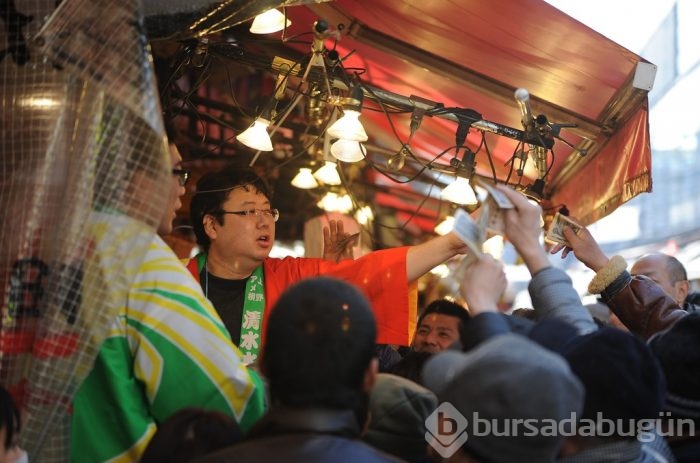 Tokyo'da yeni yıl alışverişi
