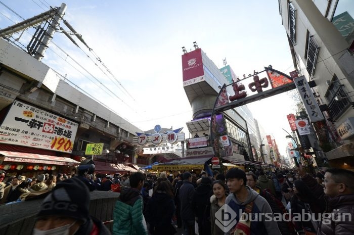 Tokyo'da yeni yıl alışverişi
