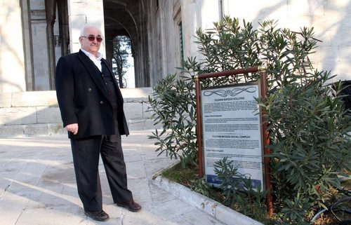 Bursa'daki levhalar camileri ve tarihi yanlış anlatıyor	