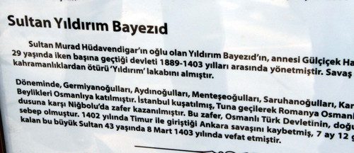 Bursa'daki levhalar camileri ve tarihi yanlış anlatıyor	